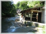木賊温泉岩風呂1