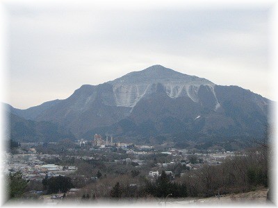 武甲山