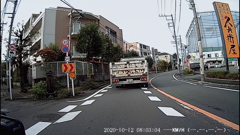 4コマ.gif